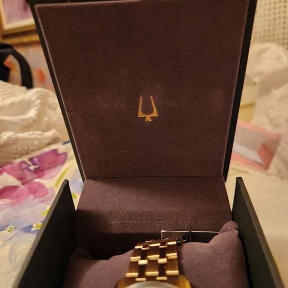 BRAND NEW Men's Bulova Classic Sutton Watch w/Diamond accents!! - Picture 9 of 12